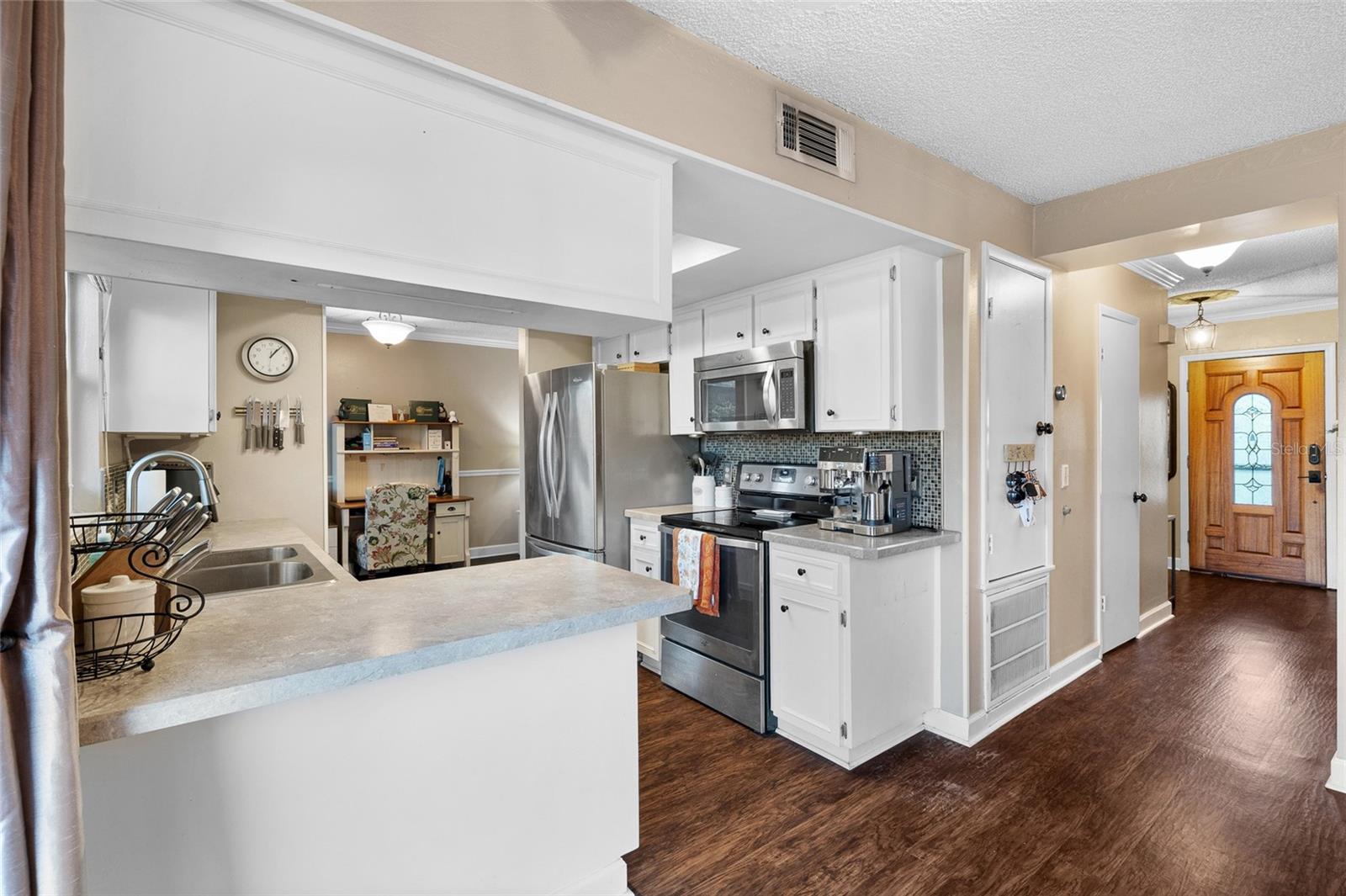 Image 15 of 38 For 7441 121st Terrace