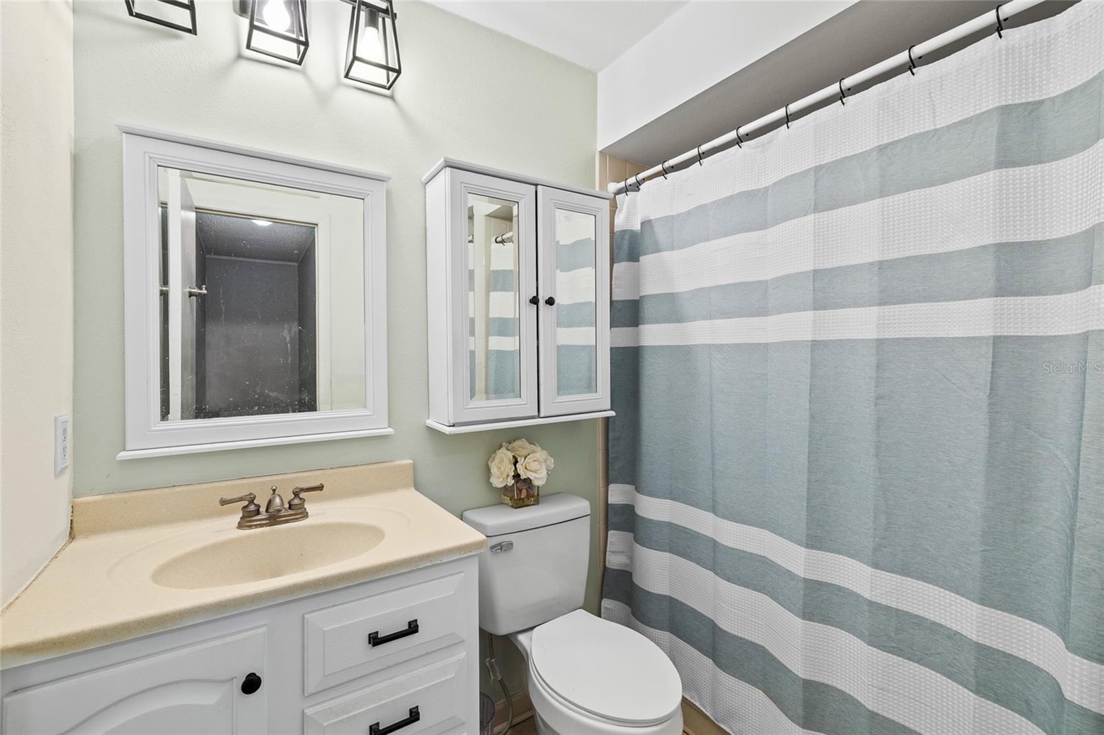 Image 22 of 38 For 7441 121st Terrace