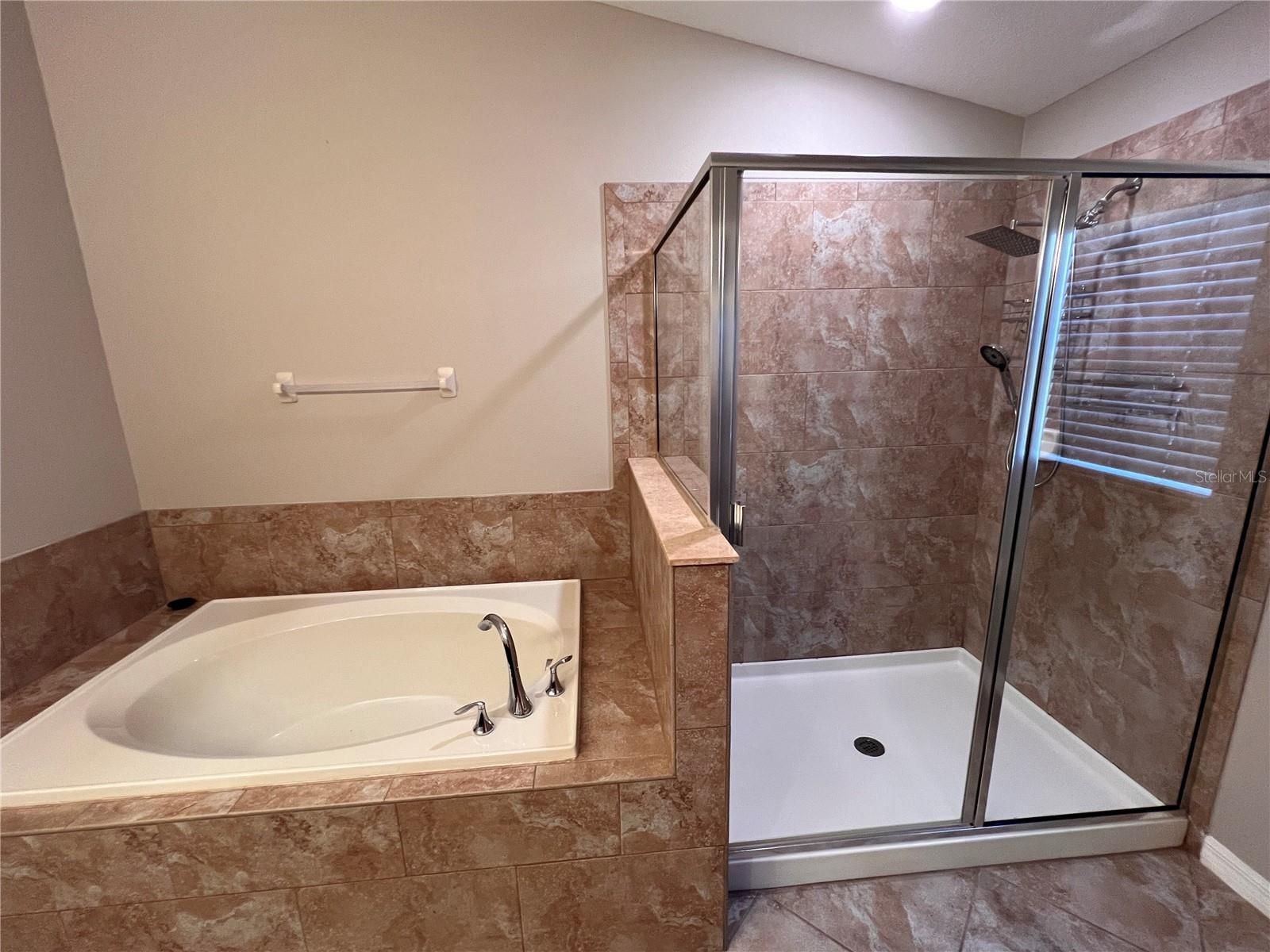 Image 13 of 17 For 11018 Whittney Chase Drive