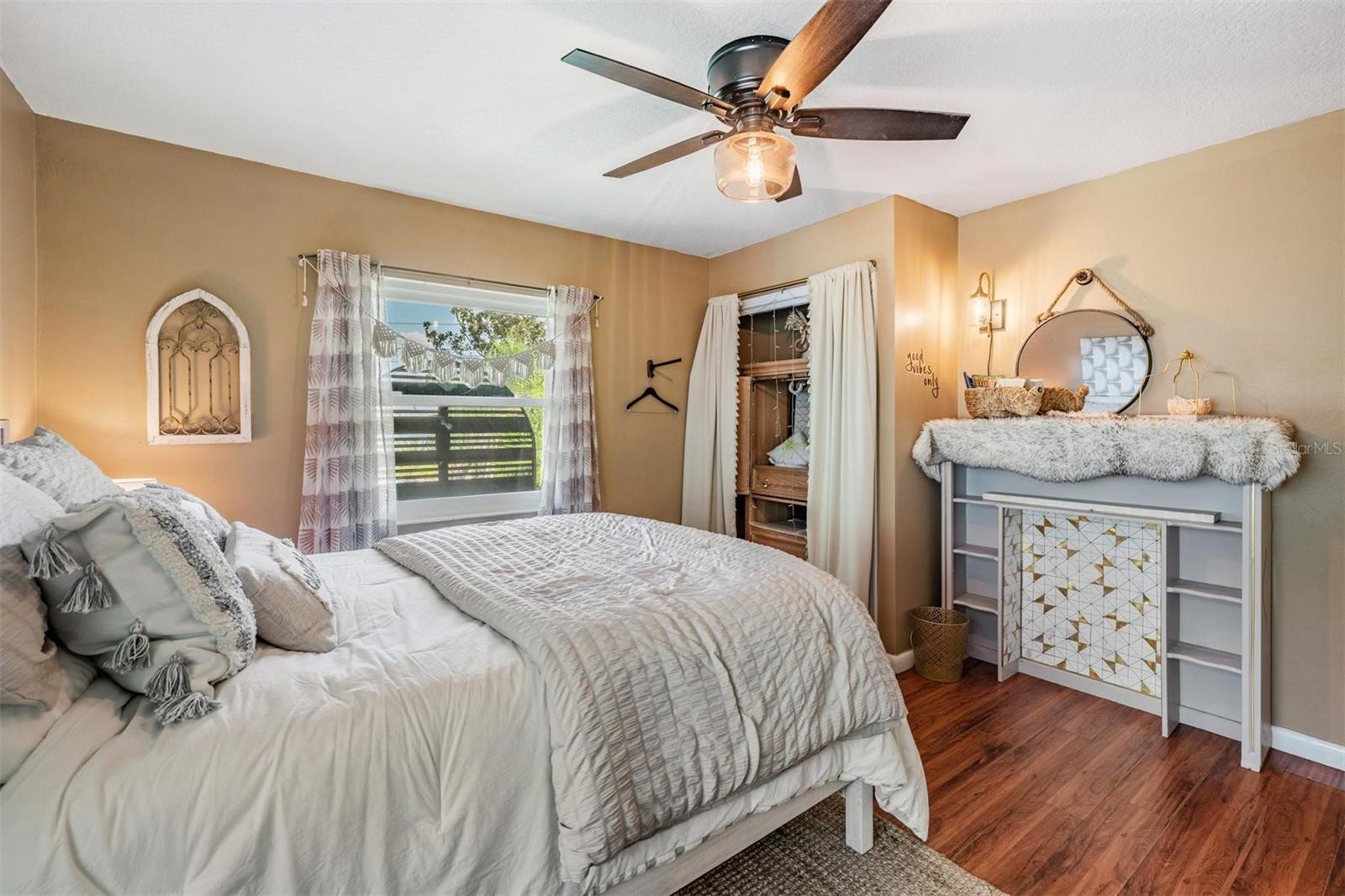 Image 28 of 49 For 302 Whitcomb Boulevard