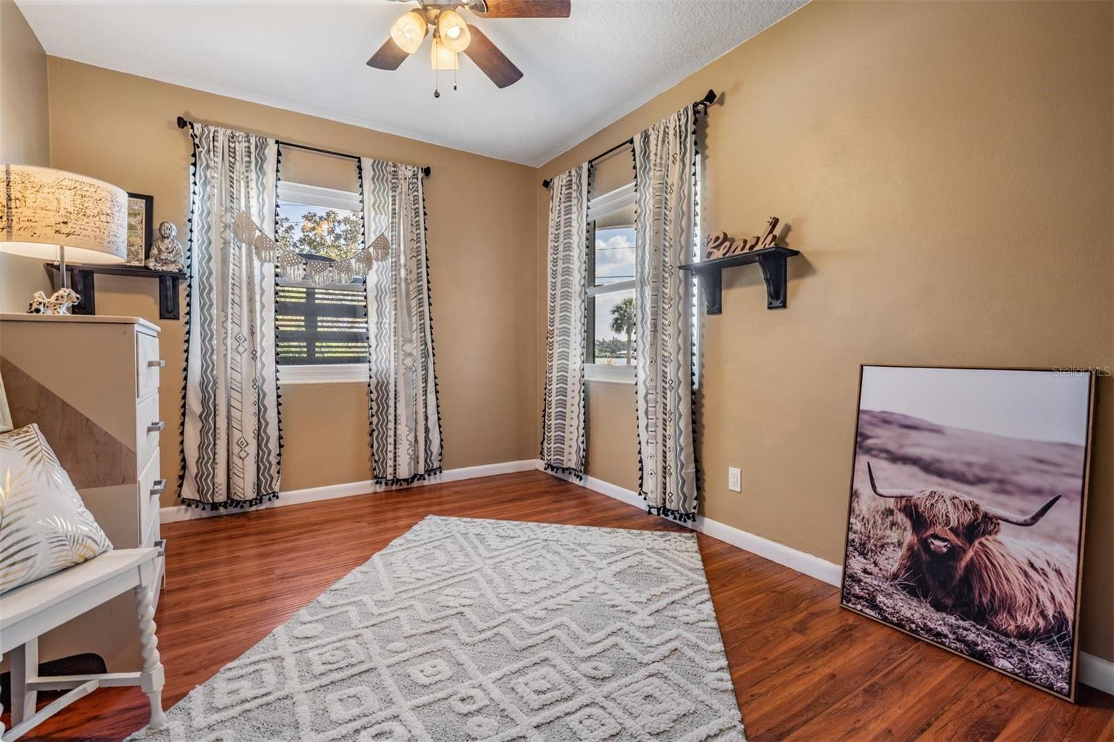 Image 29 of 49 For 302 Whitcomb Boulevard