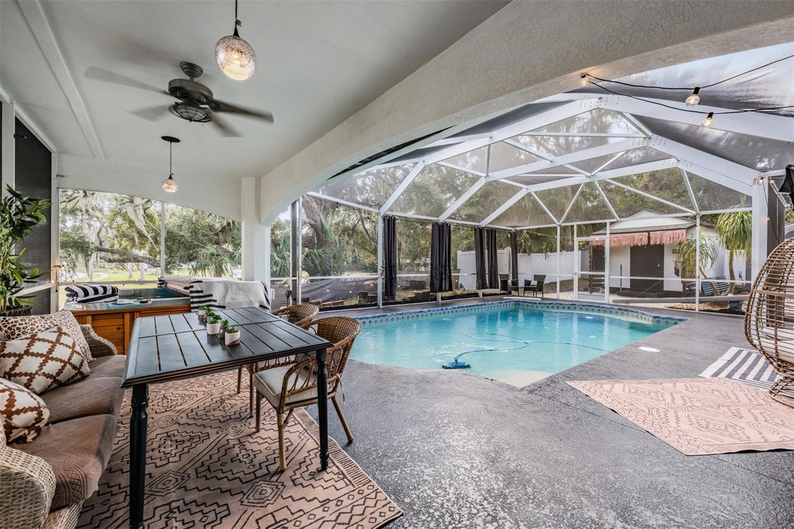 Image 36 of 49 For 302 Whitcomb Boulevard