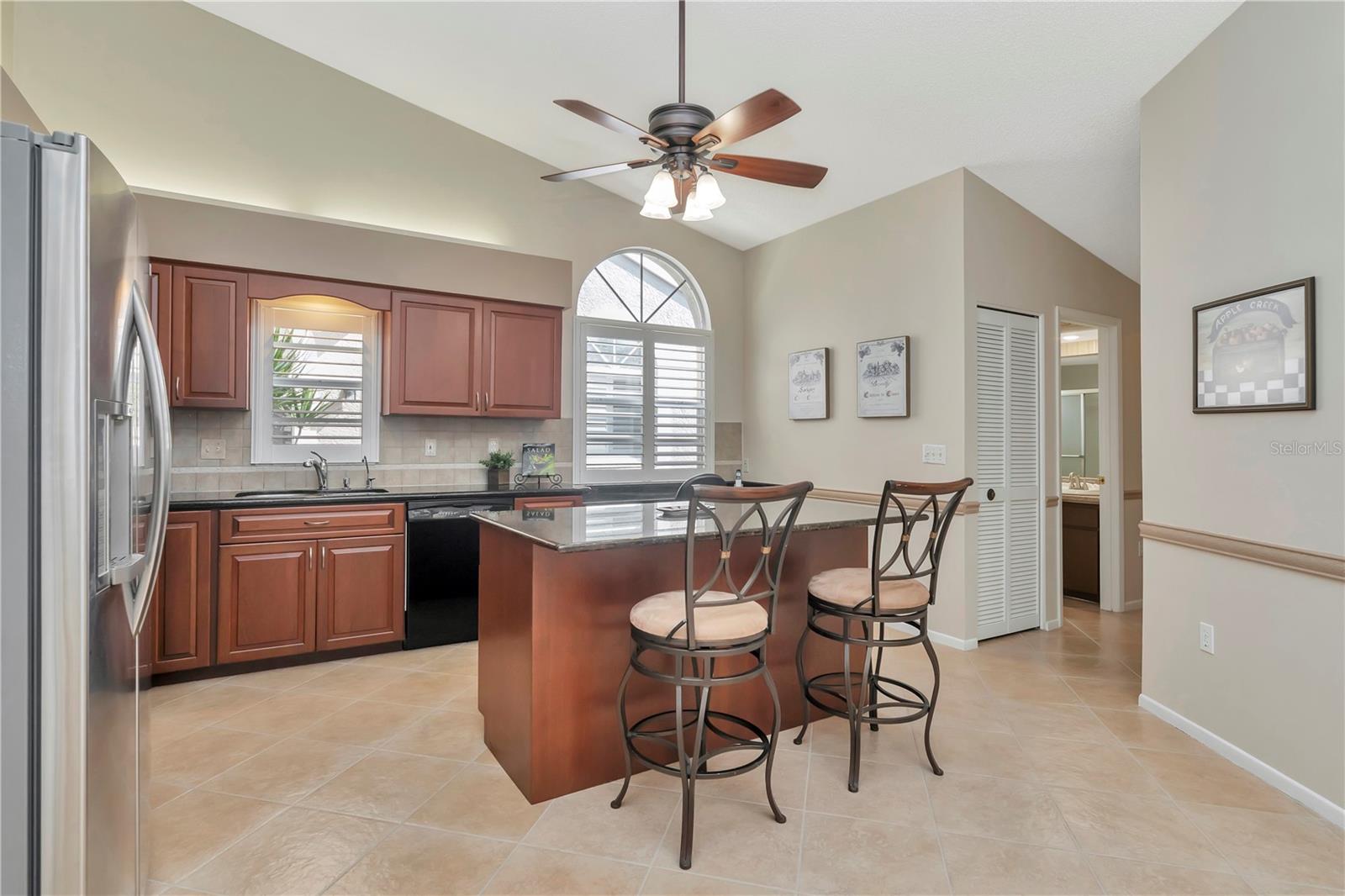 Image 16 of 50 For 3825 Darston Street