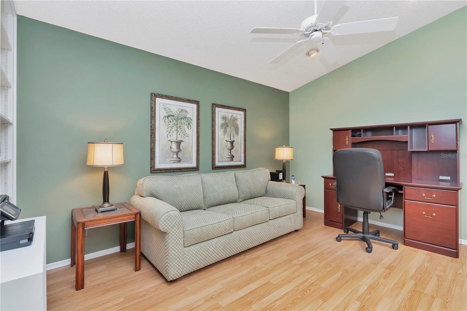 Image 22 of 50 For 3825 Darston Street