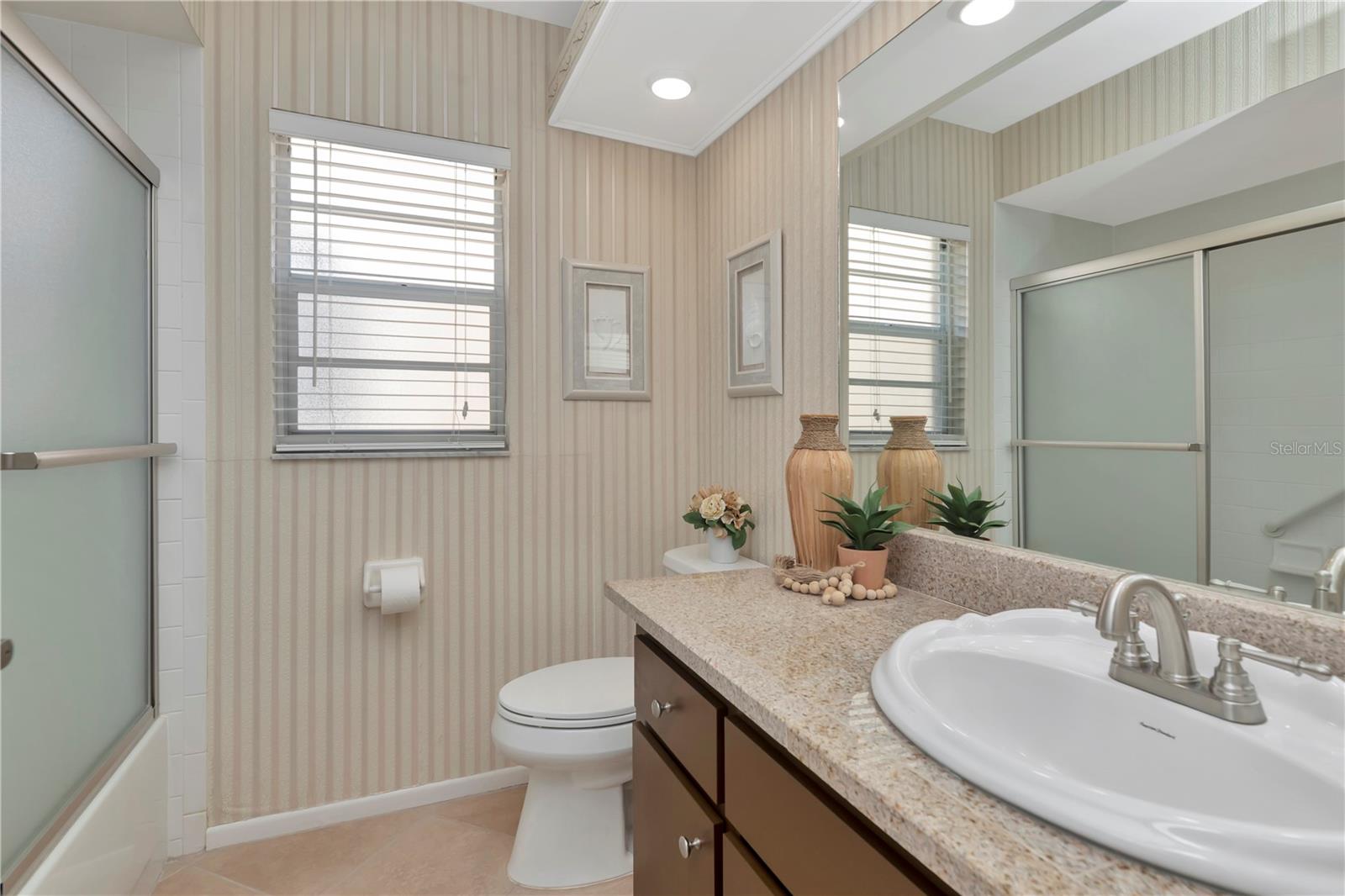 Image 24 of 50 For 3825 Darston Street