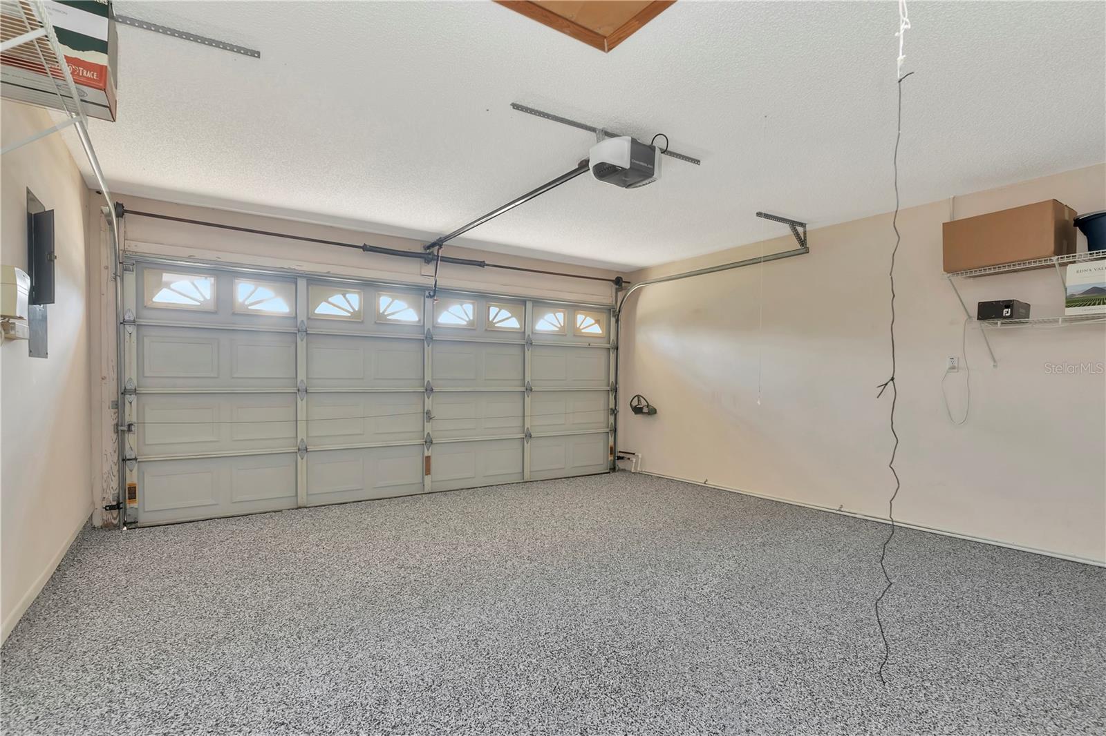 Image 34 of 50 For 3825 Darston Street