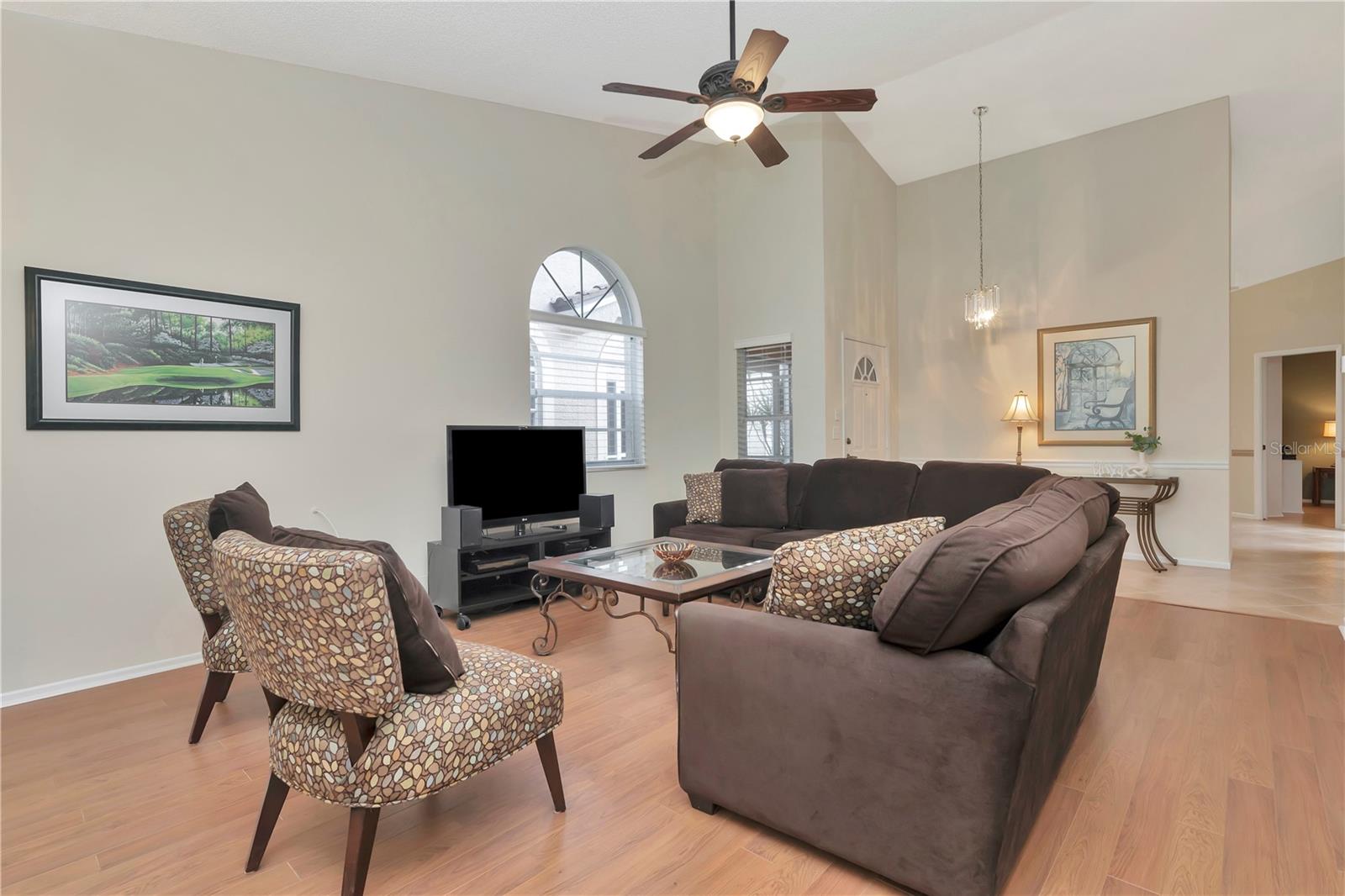 Image 6 of 50 For 3825 Darston Street