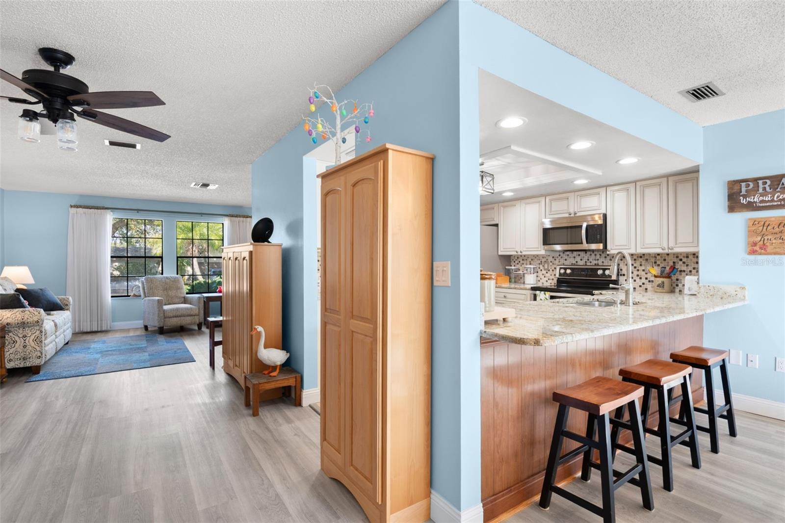 Image 12 of 32 For 110 Meadowcross Drive