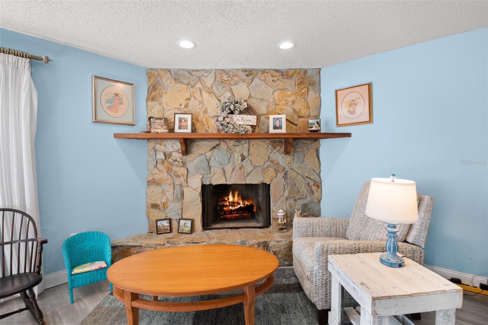 Image 13 of 32 For 110 Meadowcross Drive