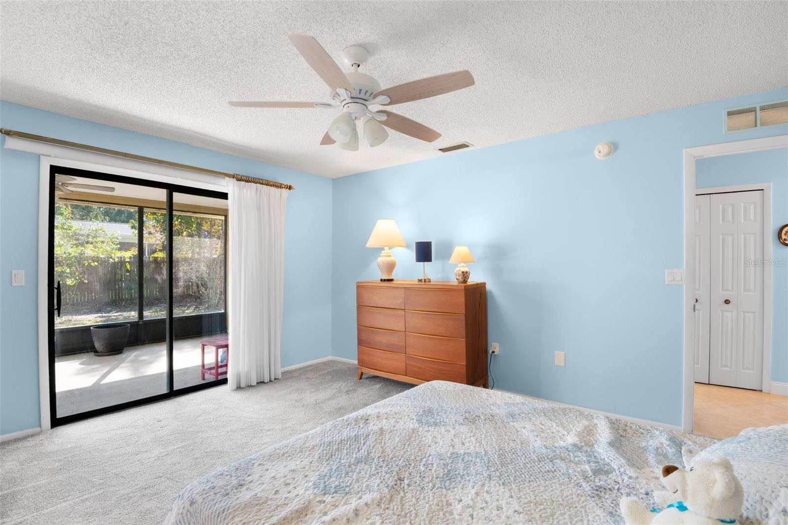 Image 22 of 32 For 110 Meadowcross Drive