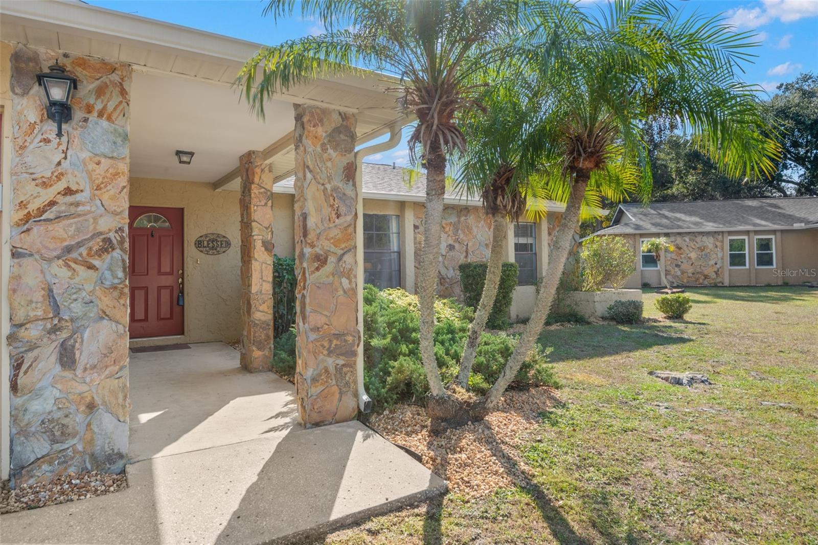 Image 5 of 32 For 110 Meadowcross Drive