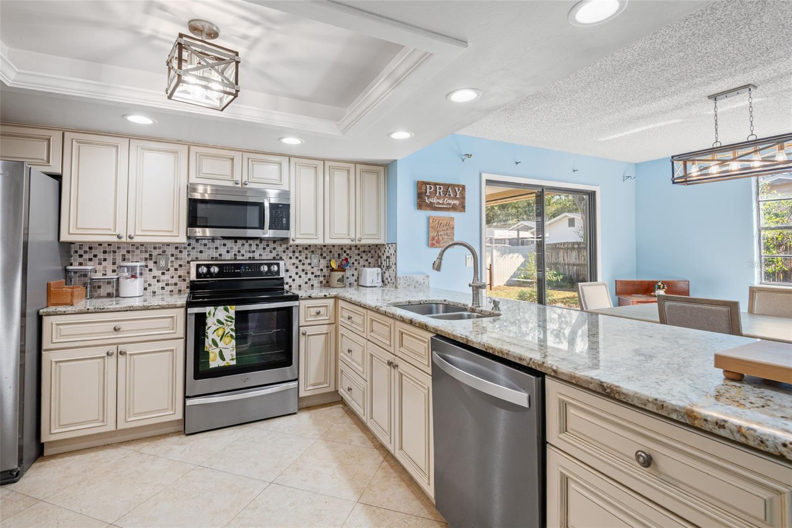 Image 7 of 32 For 110 Meadowcross Drive