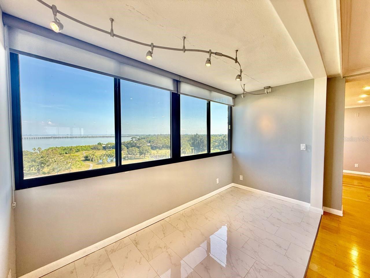 Image 10 of 37 For 2620 Cove Cay Drive 1001