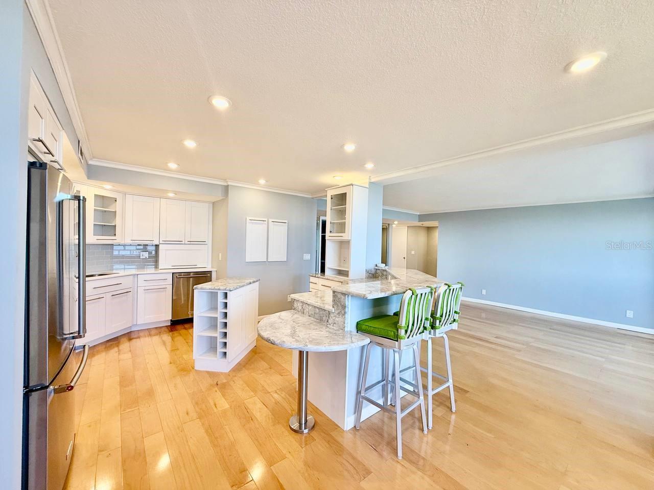 Image 13 of 37 For 2620 Cove Cay Drive 1001