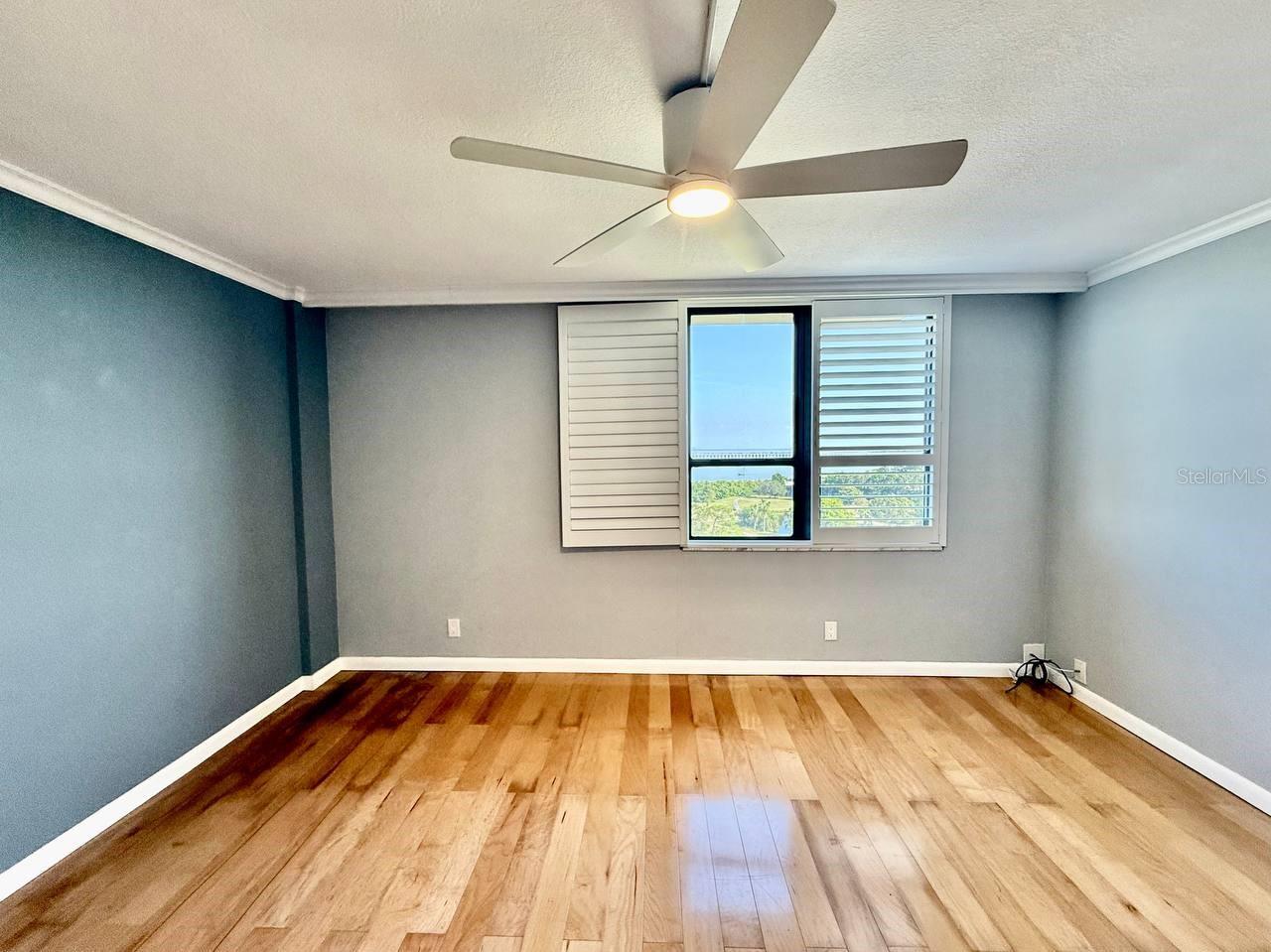 Image 22 of 37 For 2620 Cove Cay Drive 1001