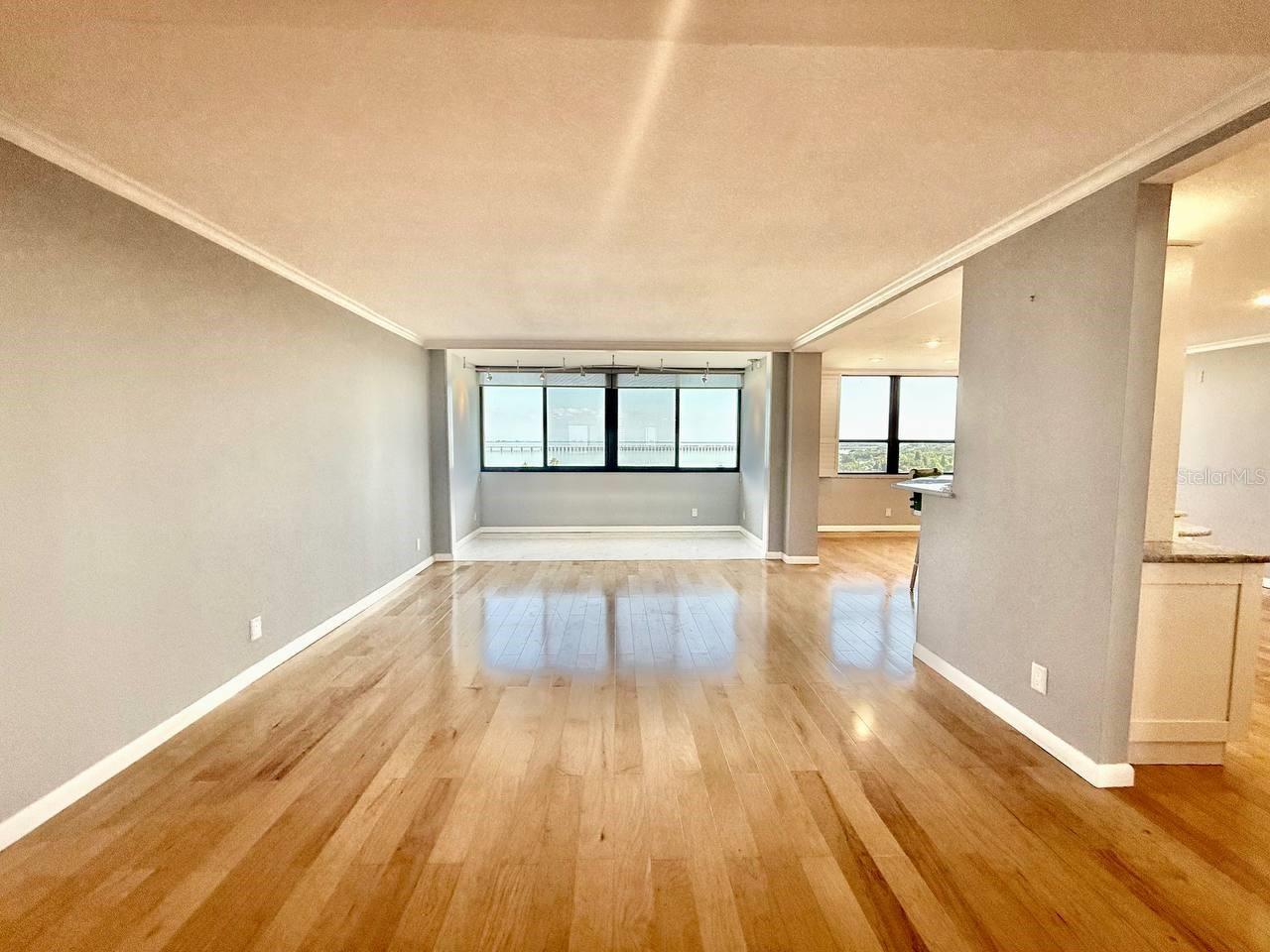 Image 6 of 37 For 2620 Cove Cay Drive 1001