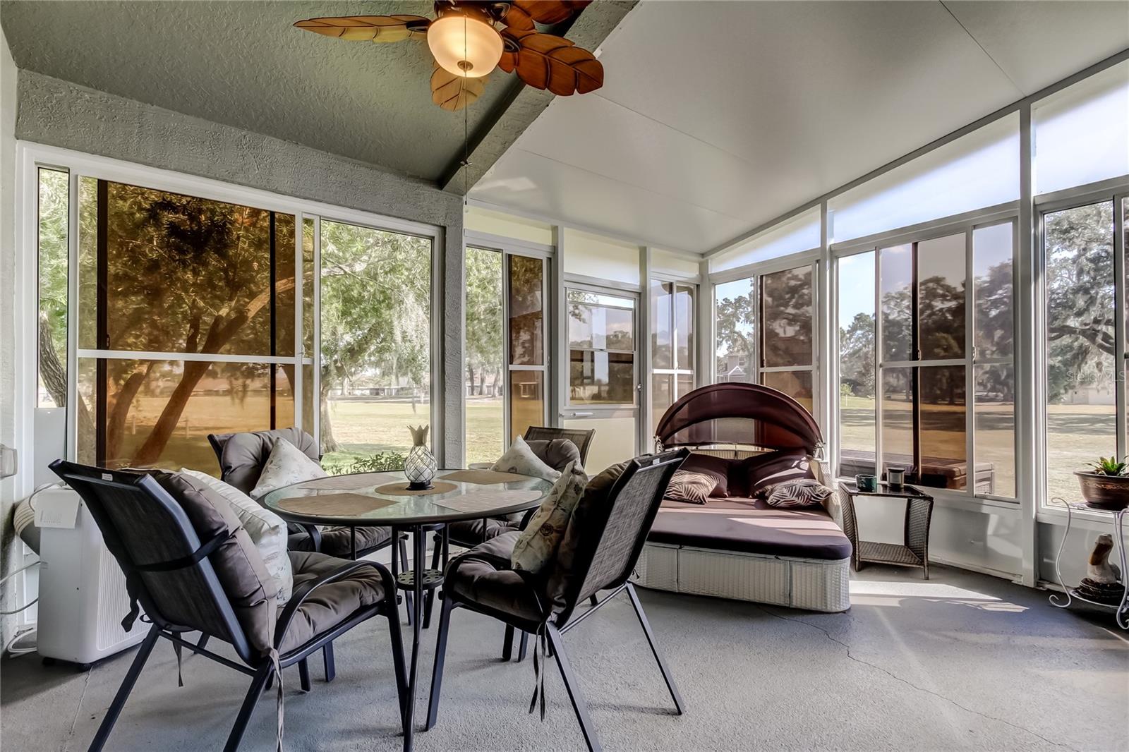 Image 27 of 44 For 13428 Norman Circle