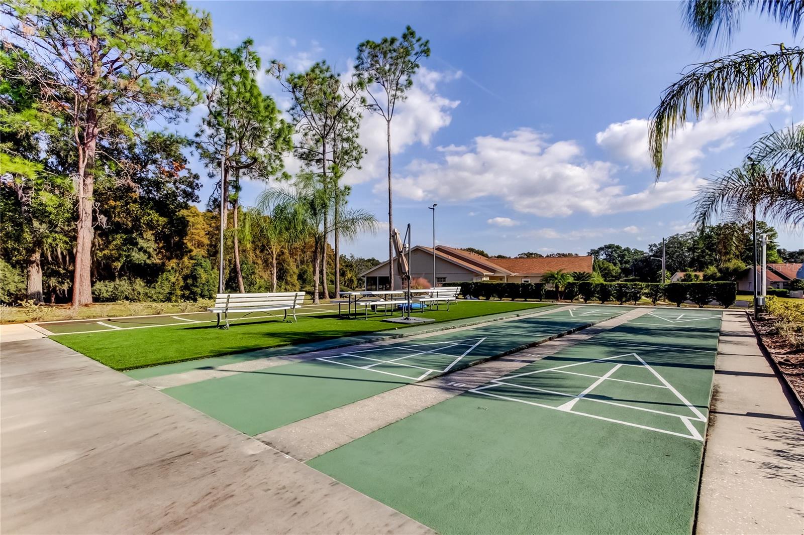 Image 37 of 44 For 13428 Norman Circle