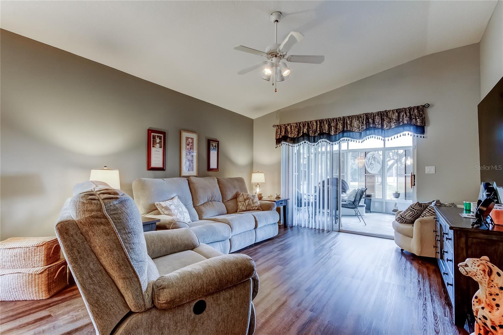 Image 8 of 44 For 13428 Norman Circle