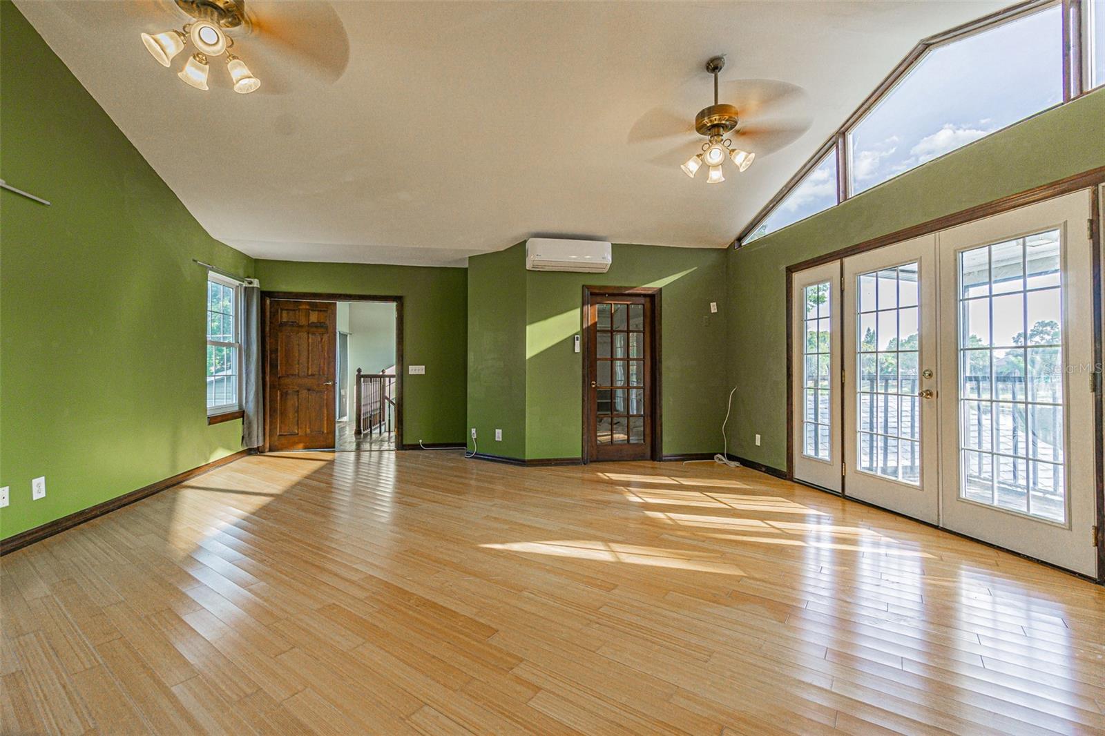 Image 12 of 54 For 12510 Forest Hills Drive