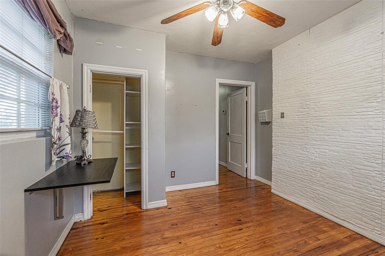 Image 23 of 54 For 12510 Forest Hills Drive