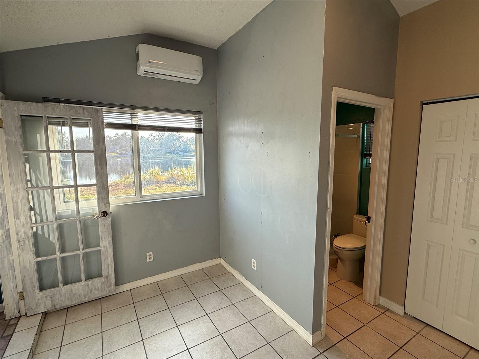 Image 25 of 54 For 12510 Forest Hills Drive