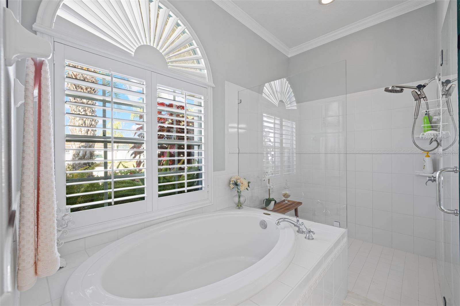 Image 14 of 53 For 5130 Spectacular Bid Drive