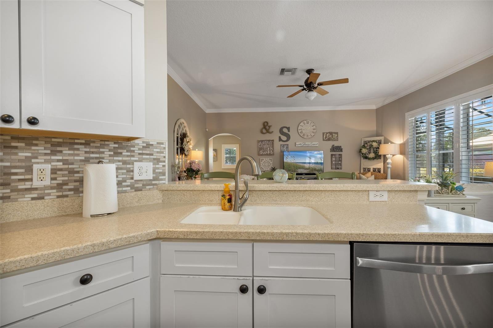 Image 25 of 53 For 5130 Spectacular Bid Drive