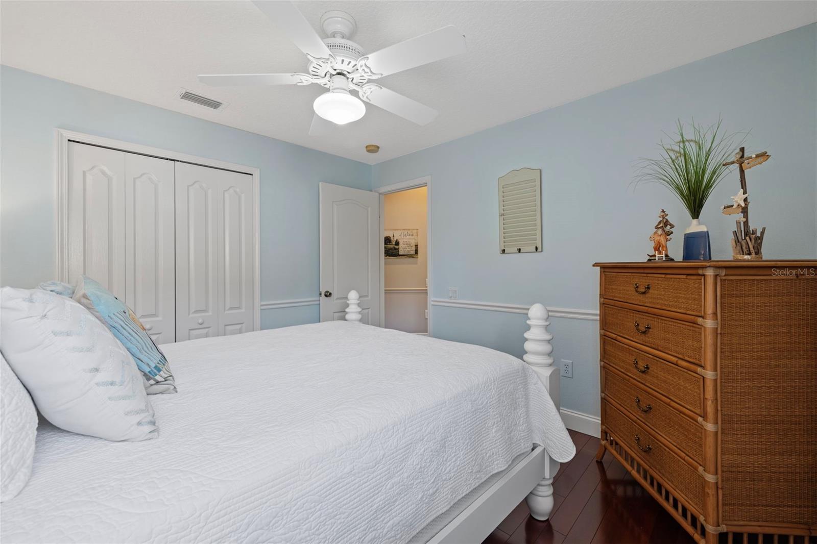 Image 31 of 53 For 5130 Spectacular Bid Drive