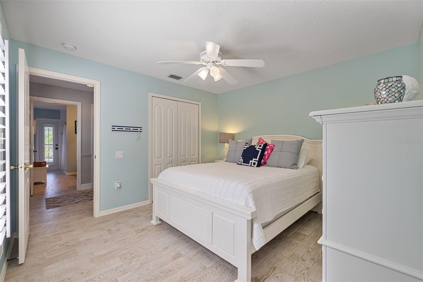 Image 35 of 53 For 5130 Spectacular Bid Drive