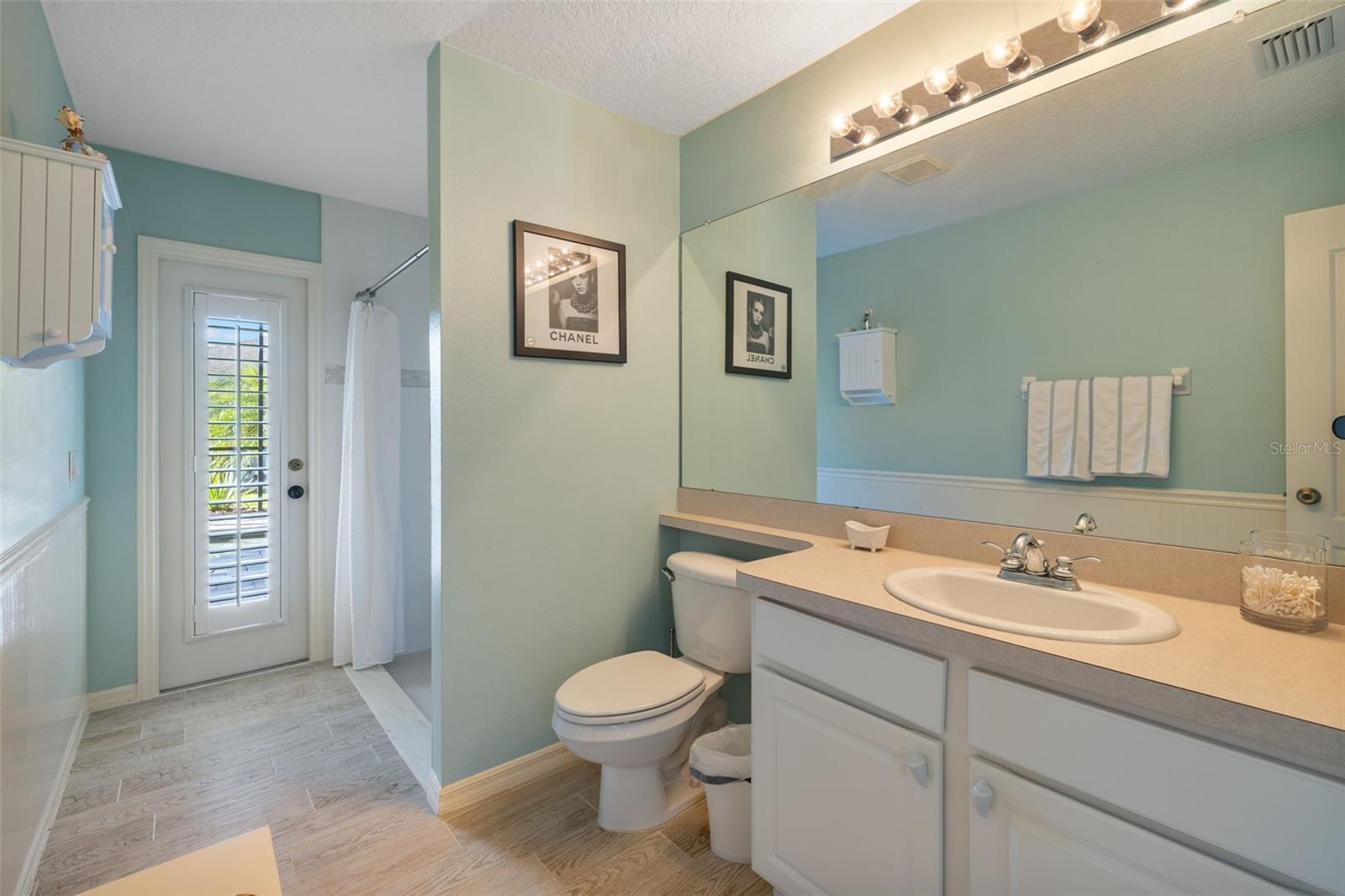 Image 36 of 53 For 5130 Spectacular Bid Drive