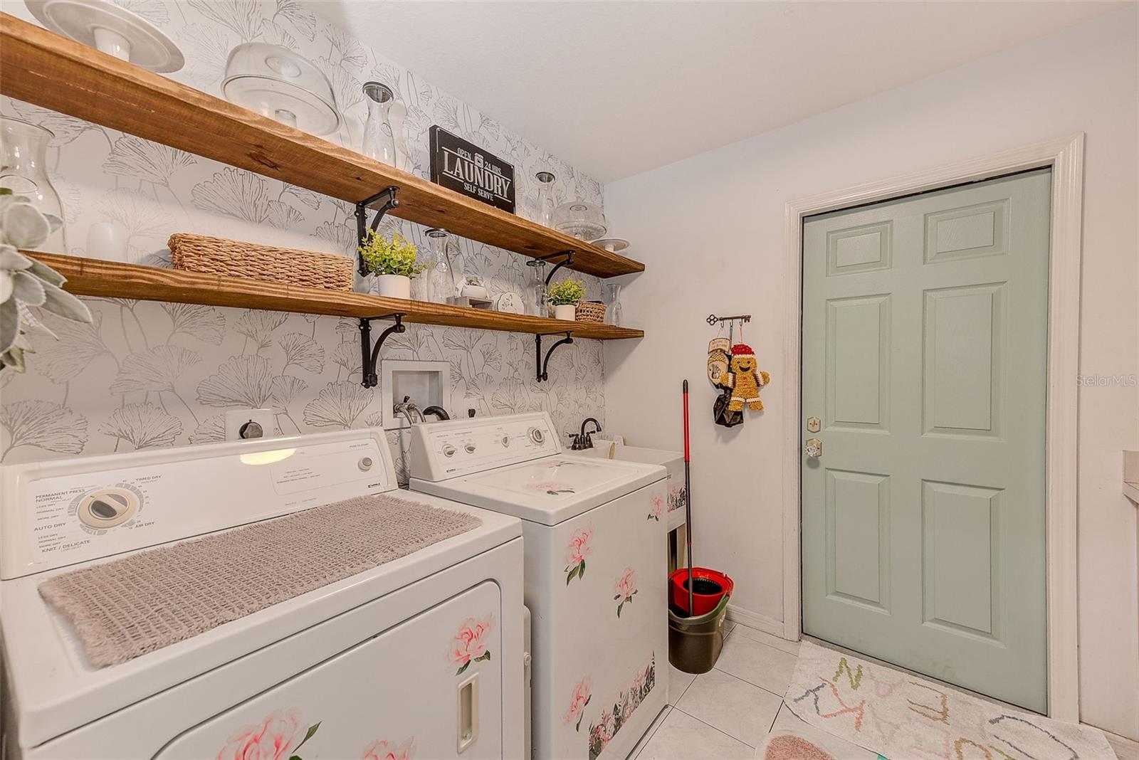 Image 25 of 51 For 30 Lemington Court