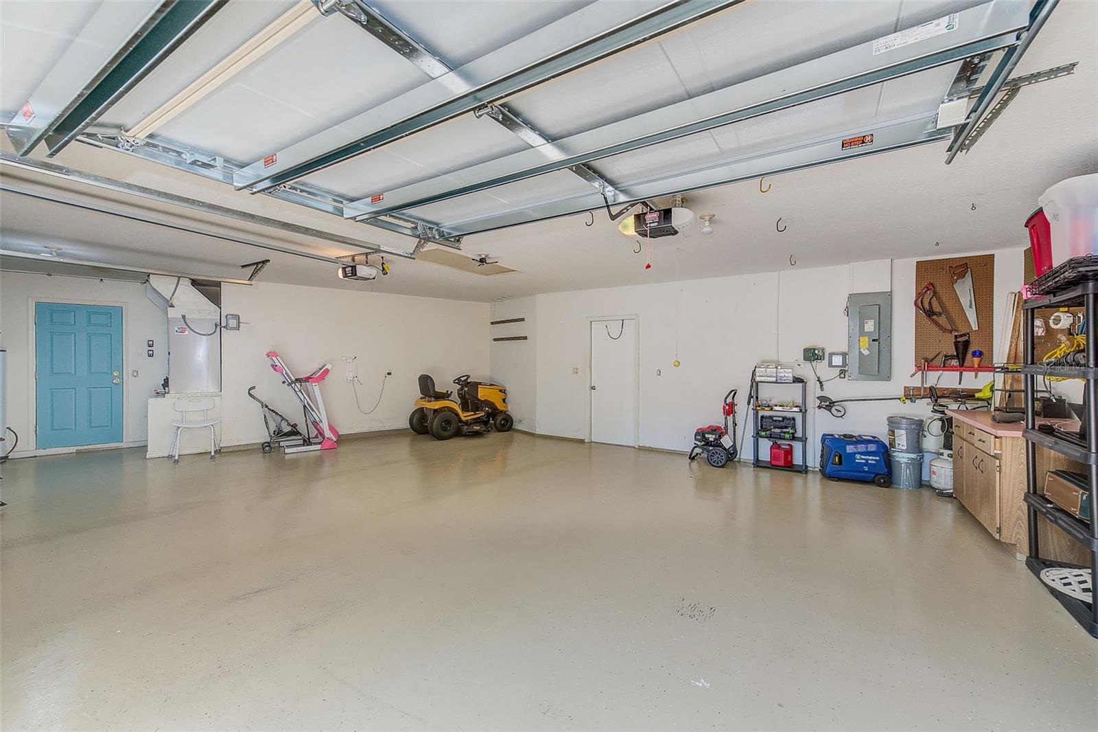 Image 29 of 51 For 30 Lemington Court