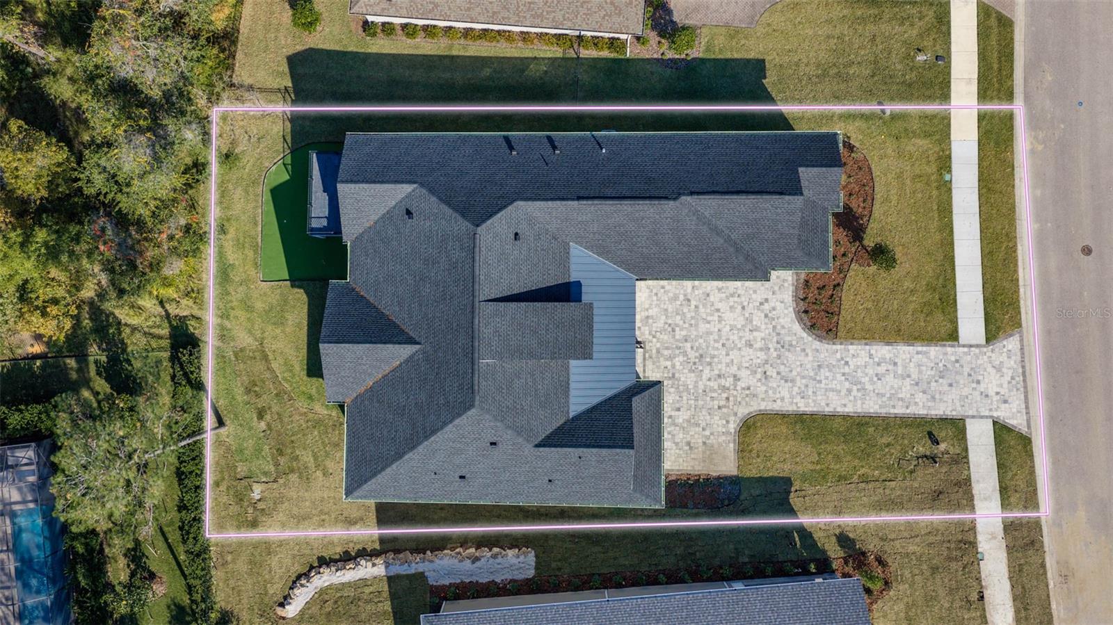 Listing photo id 2 for 4522 Majestic Hills Loop