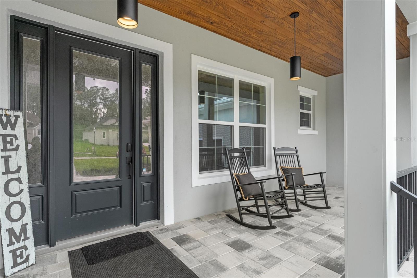 Listing photo id 5 for 4522 Majestic Hills Loop