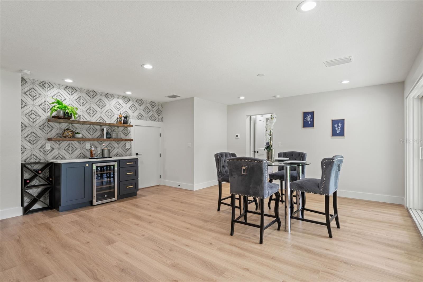 Listing photo id 71 for 4522 Majestic Hills Loop