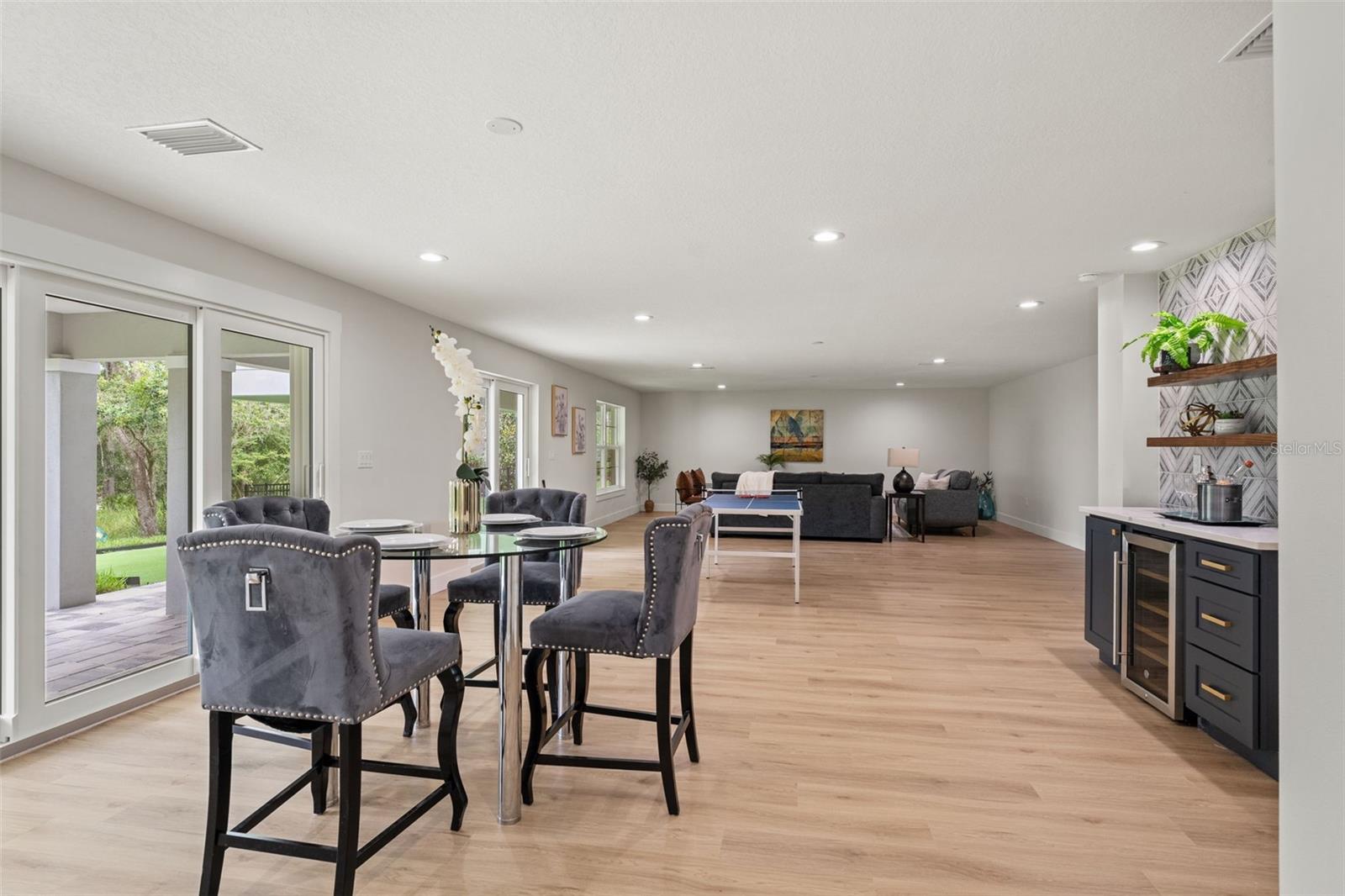 Listing photo id 73 for 4522 Majestic Hills Loop