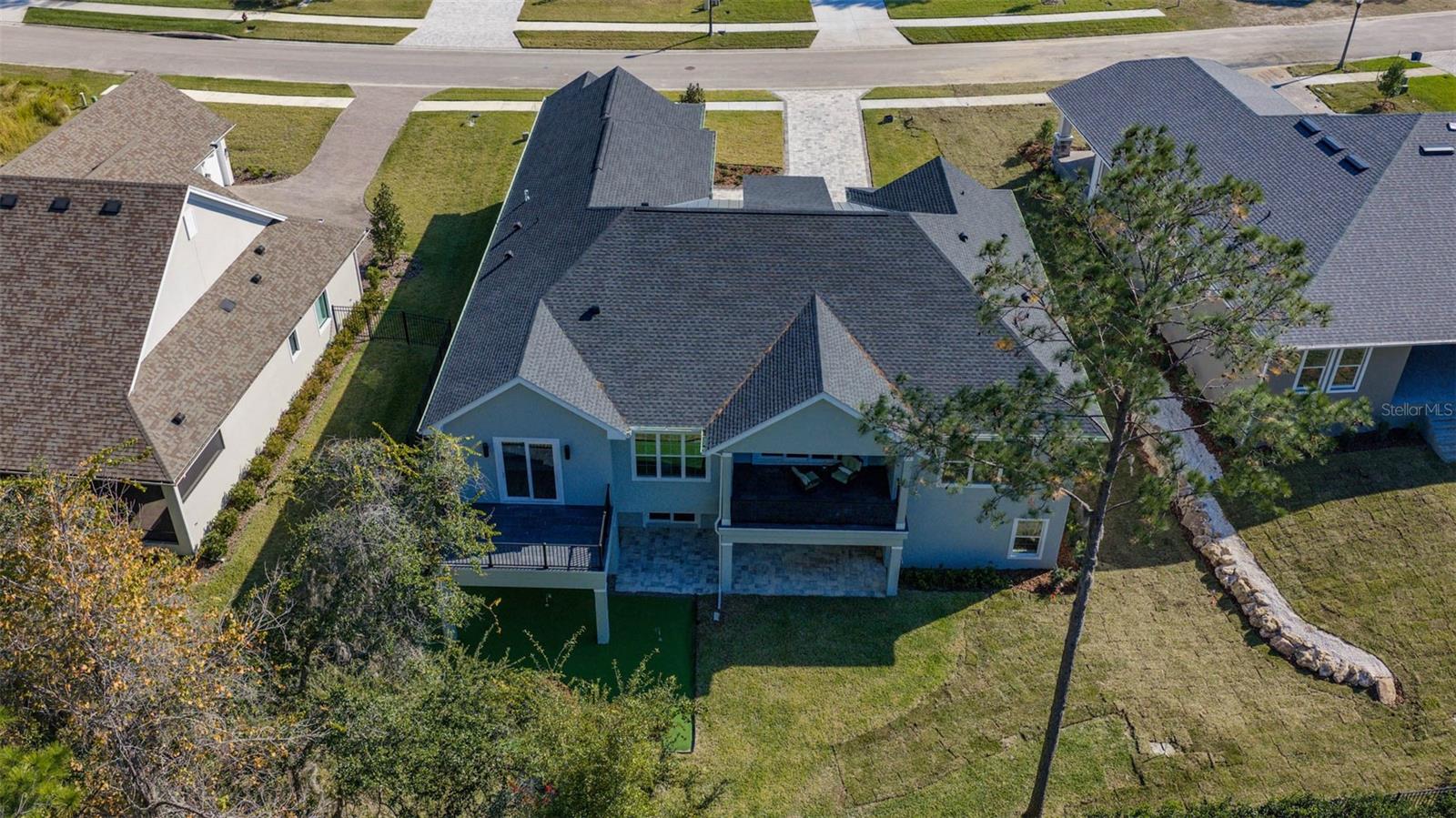 Listing photo id 92 for 4522 Majestic Hills Loop