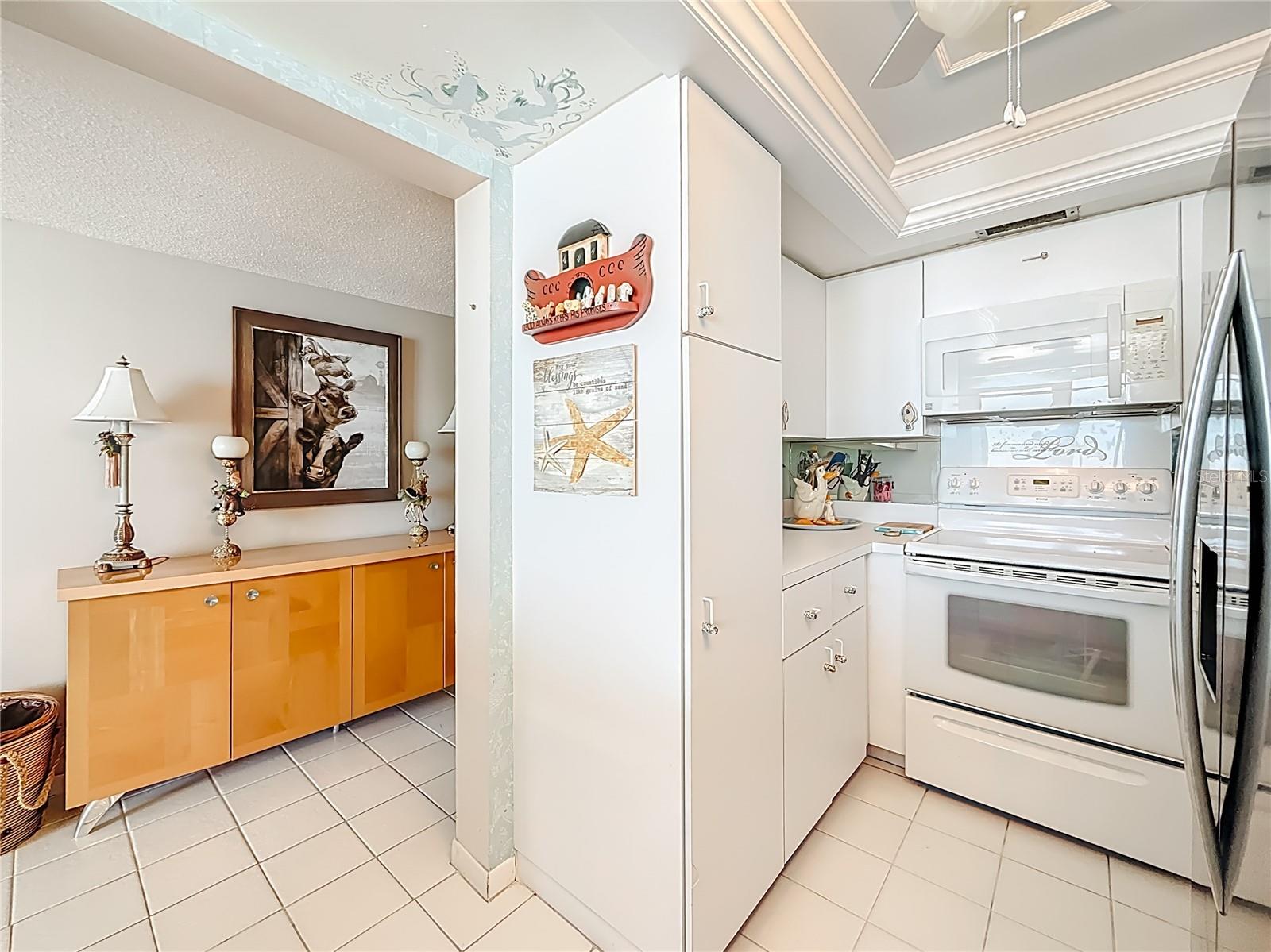 Image 20 of 73 For 17408 Gulf Blvd  1302