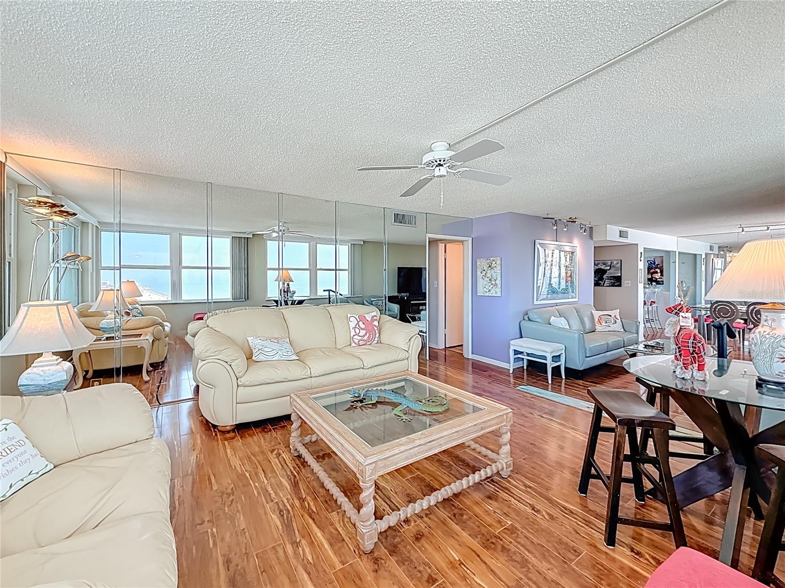 Image 40 of 73 For 17408 Gulf Blvd  1302