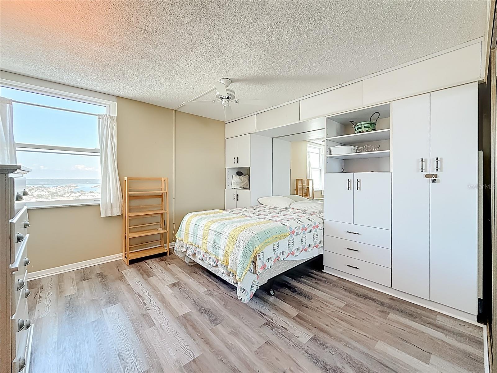 Image 52 of 73 For 17408 Gulf Blvd  1302