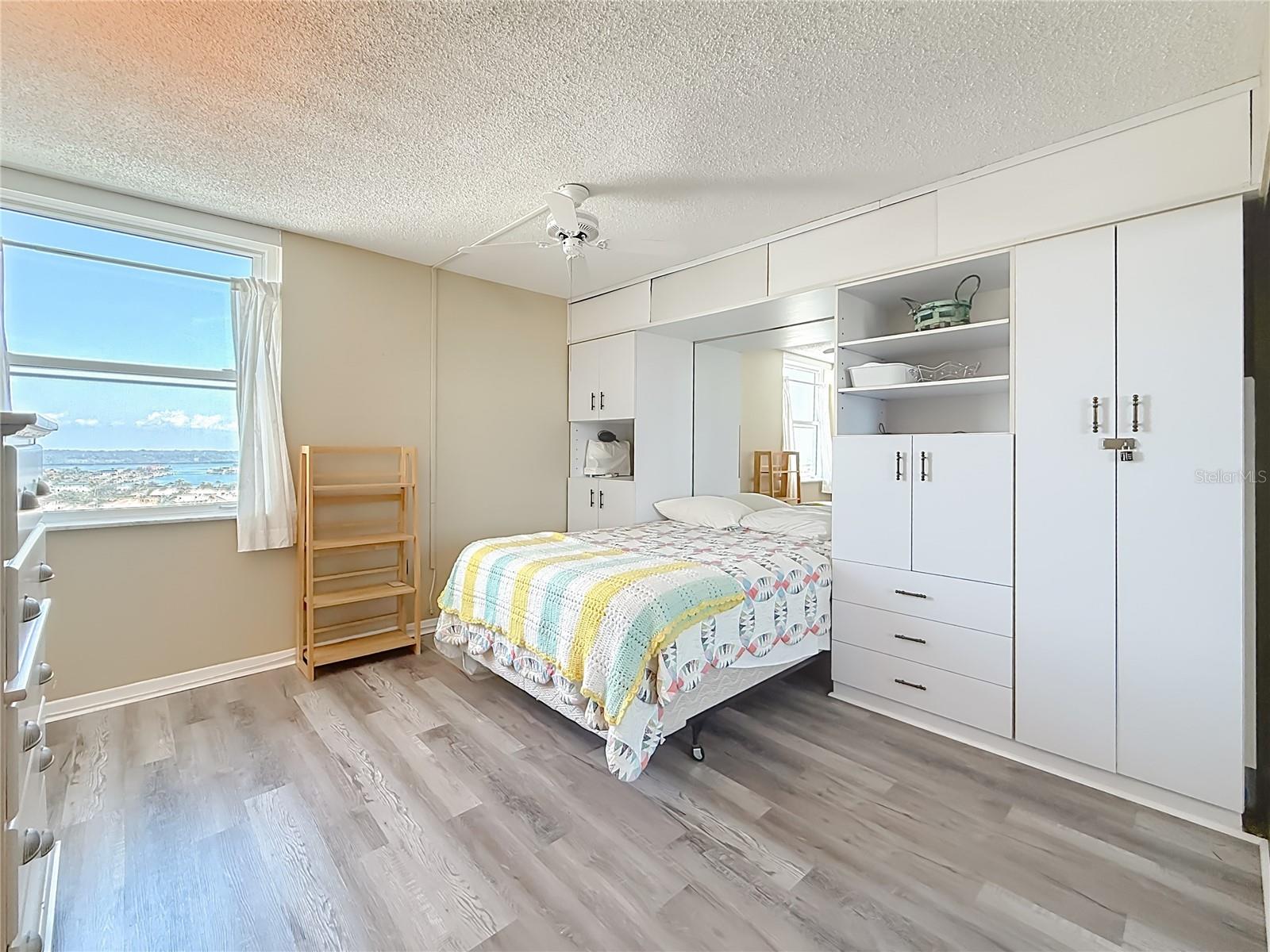 Image 53 of 73 For 17408 Gulf Blvd  1302