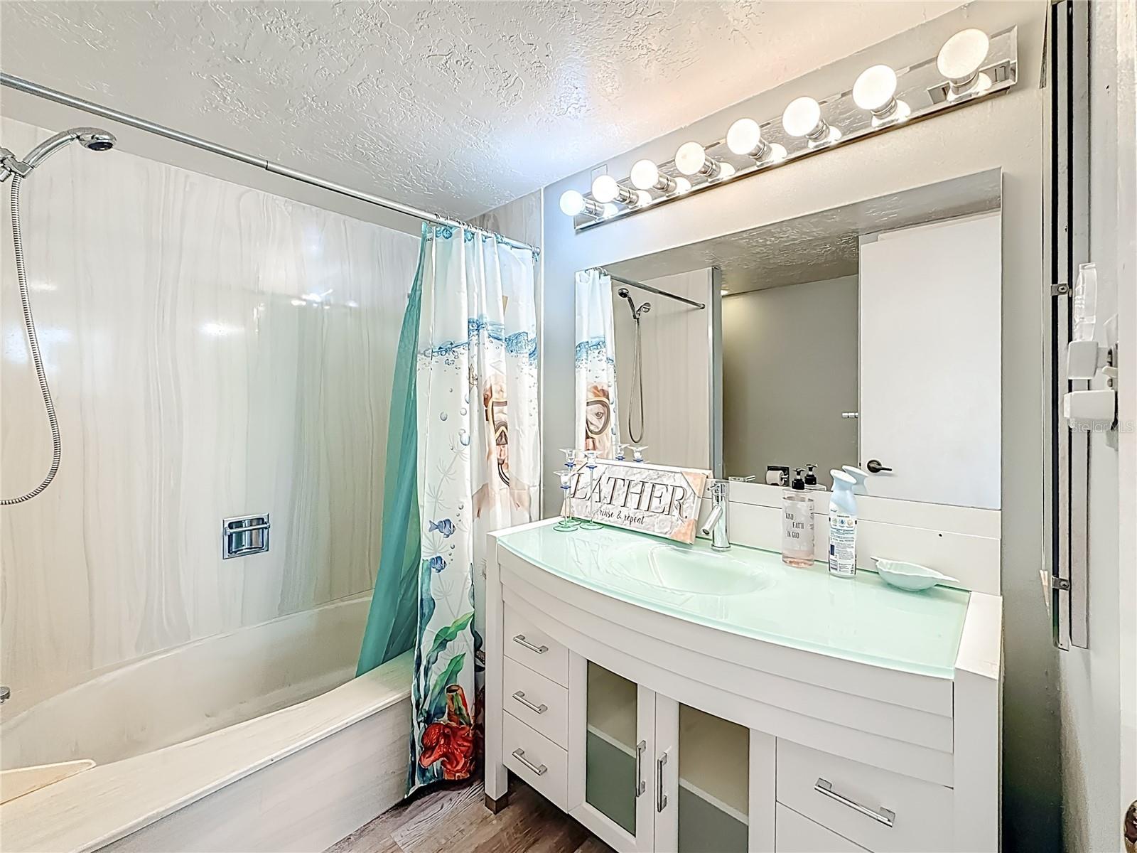 Image 57 of 73 For 17408 Gulf Blvd  1302