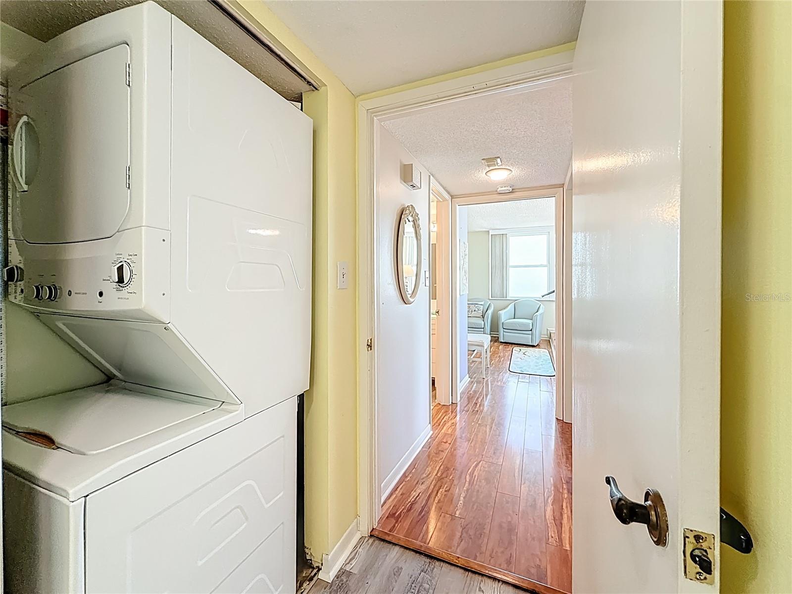 Image 61 of 73 For 17408 Gulf Blvd  1302