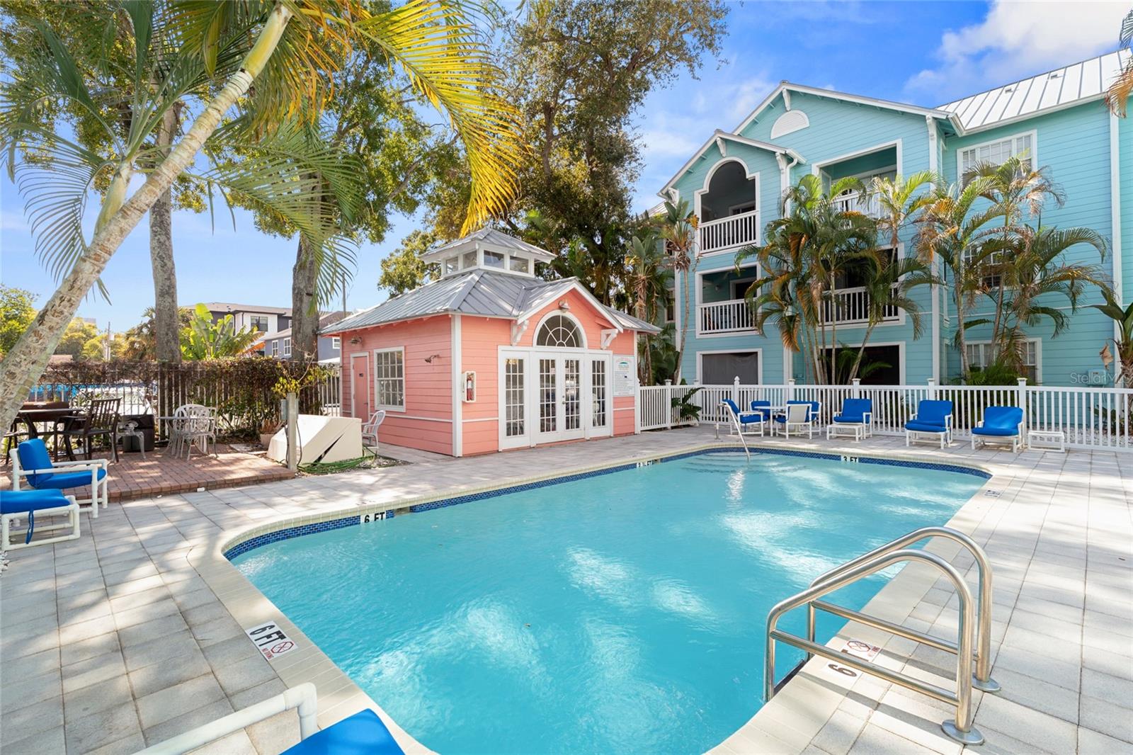 Image 4 of 27 For 3002 Cleveland Street B12