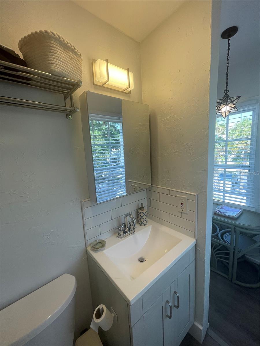 Image 12 of 39 For 2305 Texas Avenue 4