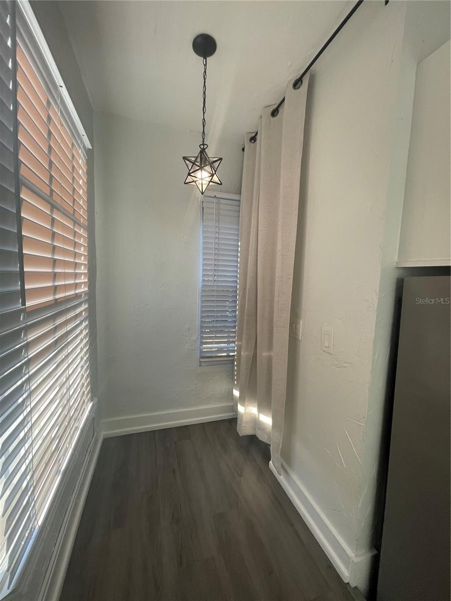 Image 14 of 39 For 2305 Texas Avenue 4