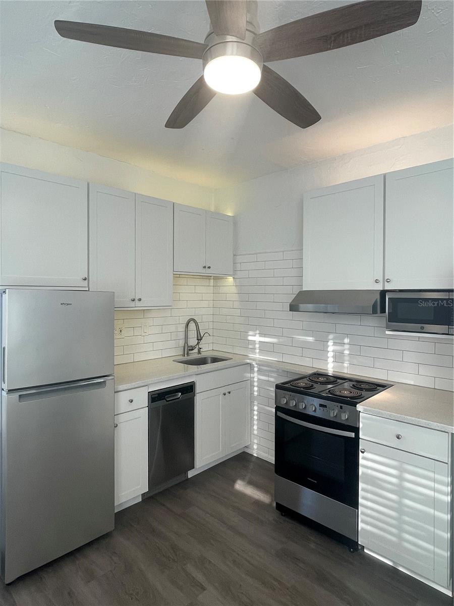 Image 7 of 39 For 2305 Texas Avenue 4