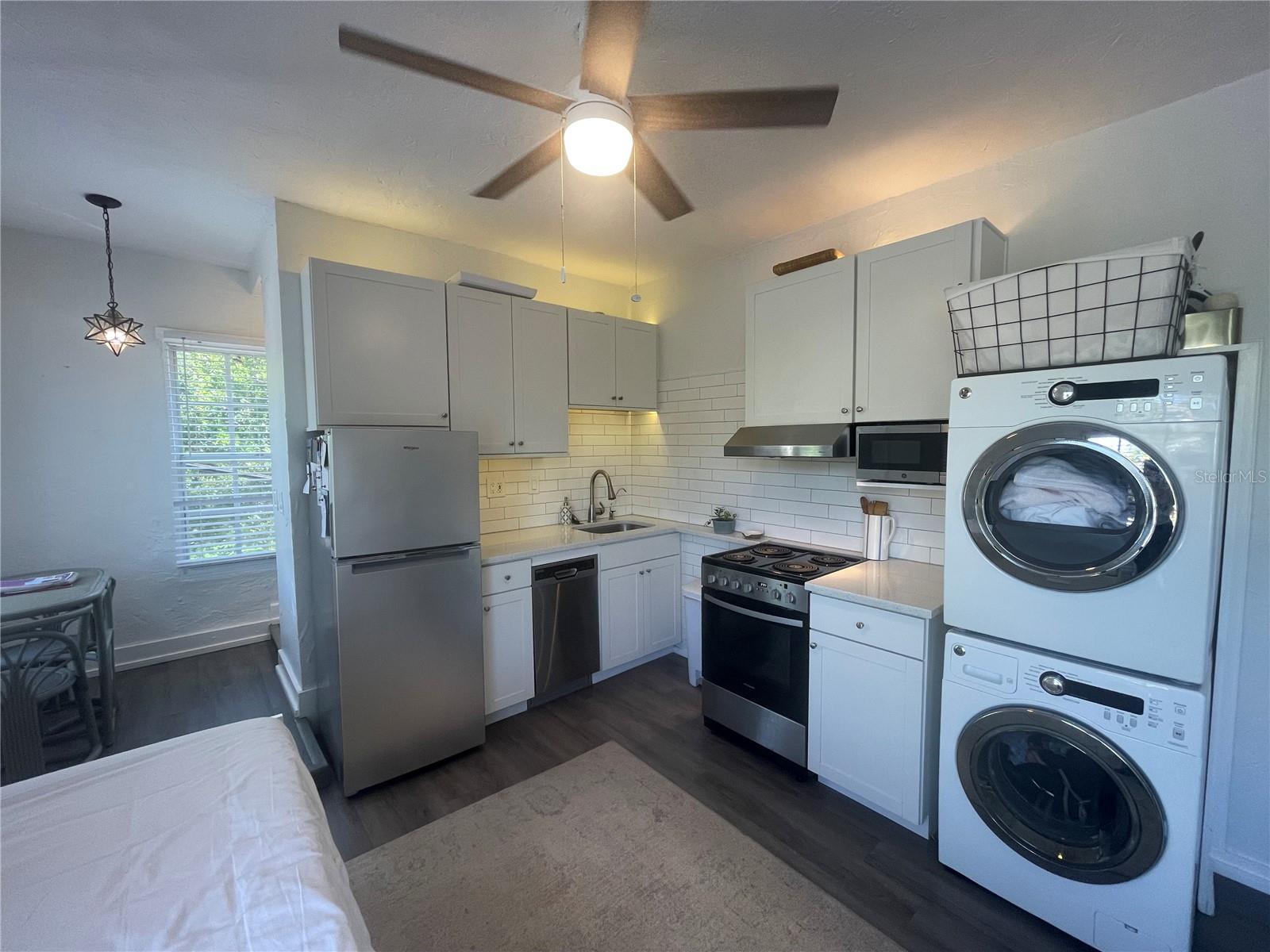 Image 8 of 39 For 2305 Texas Avenue 4