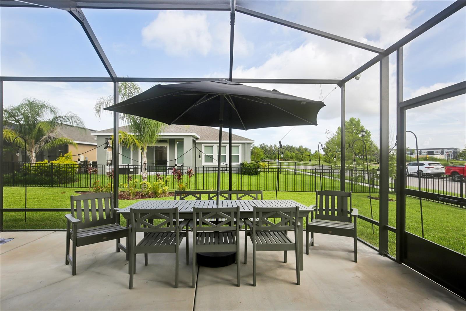 Image 29 of 49 For 6240 Sea Air Drive